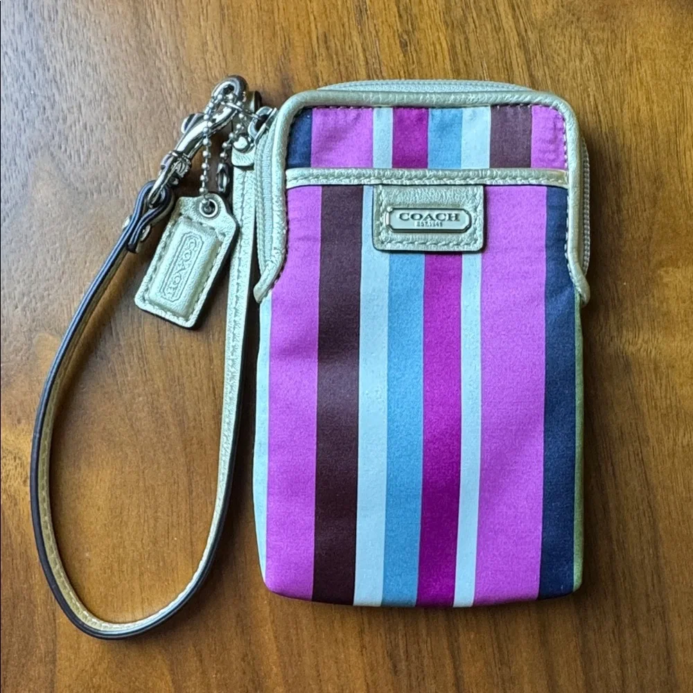 Coach Legacy Stripe Universal Wristlet Pouch Zip Wallet Gold Leather Pink Inside